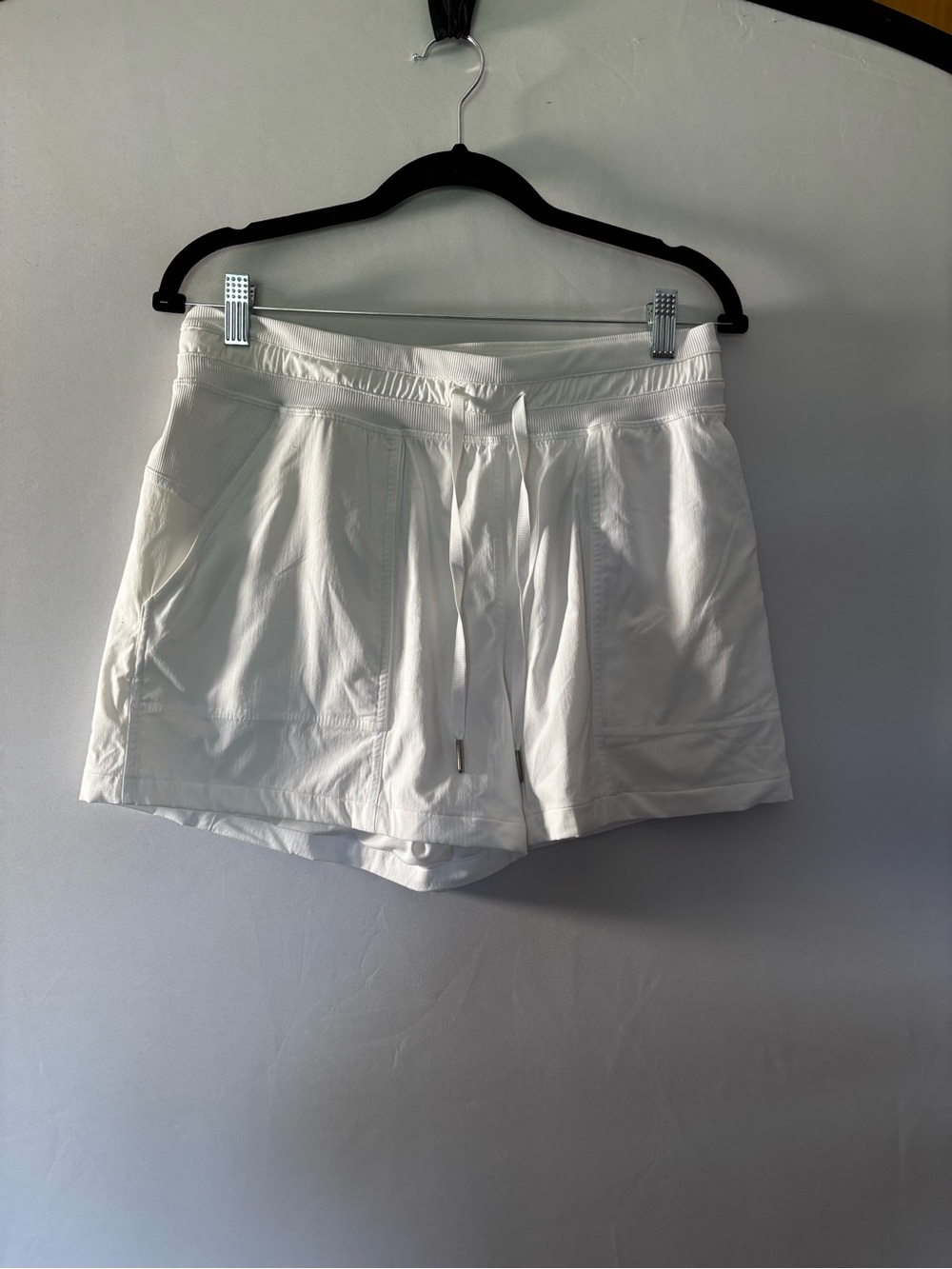 Lululemon Dance Studio Drawstring Shorts Size 8 NWOT
